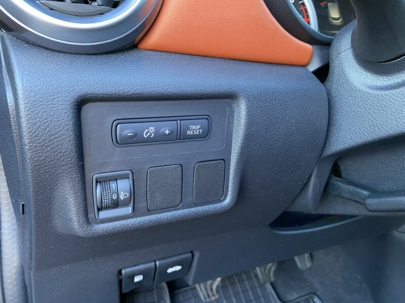 Nissan Micra 18r. Apple CarPlay radar bezwypadkowa z Niemiec K14 (2017-)