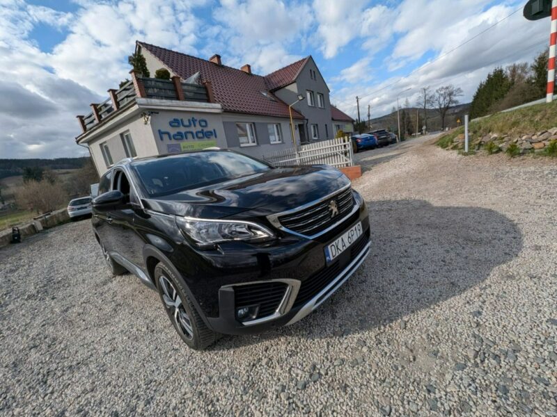 Peugeot 5008 Roczna Gwarancja, Zarejestrowany, 7 osobowy II (2017-)