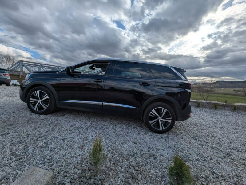 Peugeot 5008 Roczna Gwarancja, Zarejestrowany, 7 osobowy II (2017-)