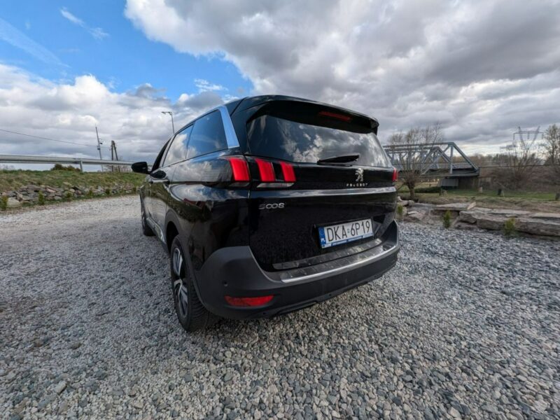 Peugeot 5008 Roczna Gwarancja, Zarejestrowany, 7 osobowy II (2017-)