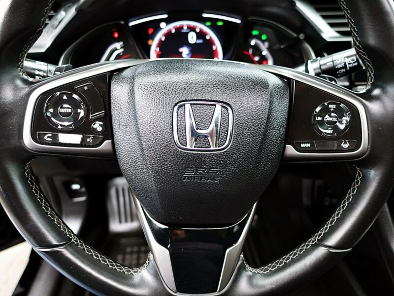Honda Civic AUTOMAT+EL. Dach.+Led+ACC+Navi 3Lata GWARANCJA I-wł Kraj Bezwypad X (2017-2021)