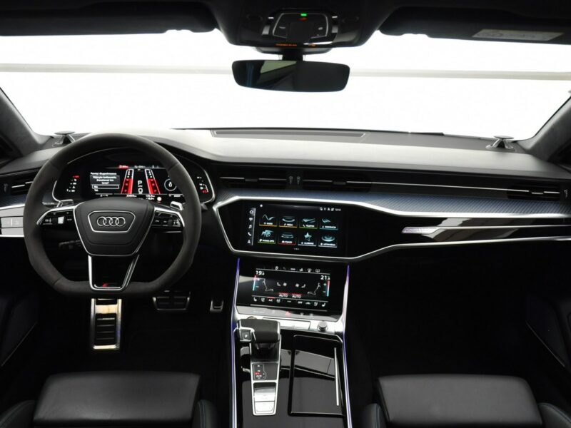 Audi RS7 Cena katalogowa nowego 947 tyś. zł. Ceramika Lasery B&O Kamery