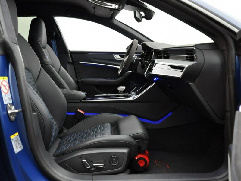 Audi RS7 Cena katalogowa nowego 947 tyś. zł. Ceramika Lasery B&O Kamery