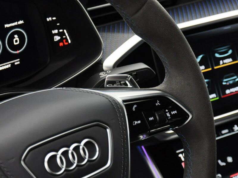 Audi RS7 Cena katalogowa nowego 947 tyś. zł. Ceramika Lasery B&O Kamery