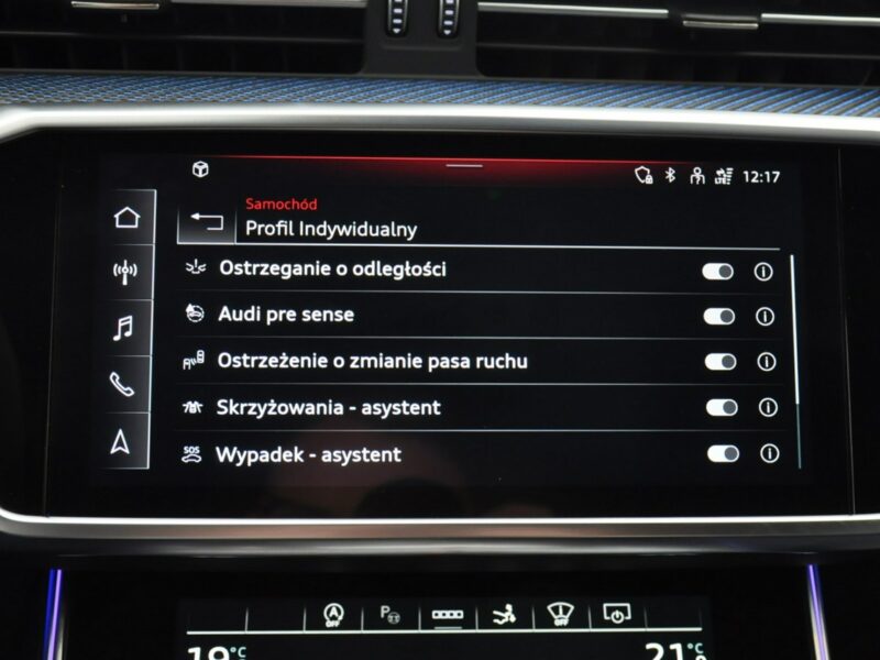 Audi RS7 Cena katalogowa nowego 947 tyś. zł. Ceramika Lasery B&O Kamery
