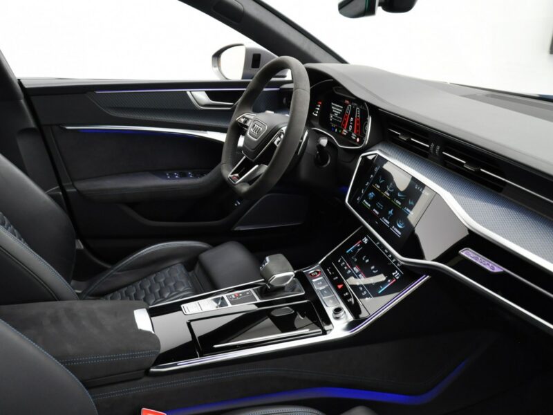 Audi RS7 Cena katalogowa nowego 947 tyś. zł. Ceramika Lasery B&O Kamery