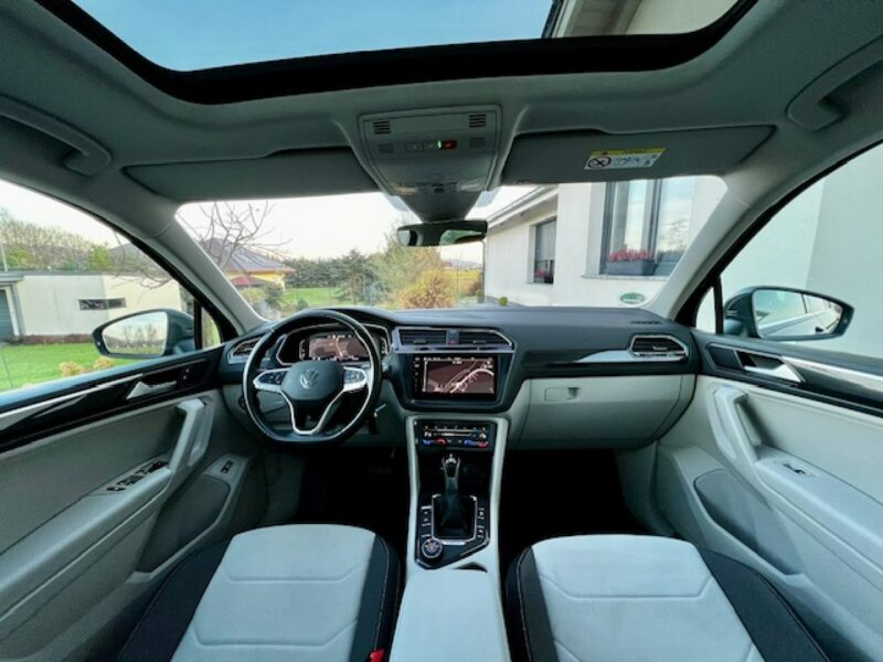 Volkswagen Tiguan 4MOTION, 200PS, VIRTUAL TACHO, EL. SZYBER DACH, MEGA ŚRODEK II (2016-2024)
