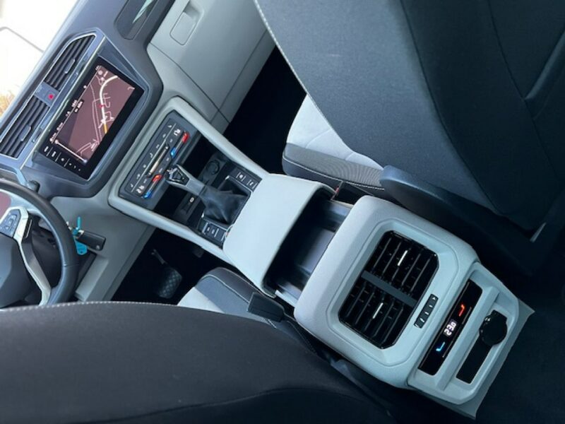Volkswagen Tiguan 4MOTION, 200PS, VIRTUAL TACHO, EL. SZYBER DACH, MEGA ŚRODEK II (2016-2024)