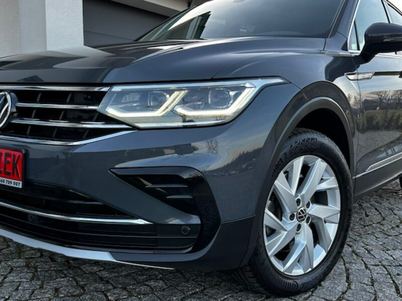 Volkswagen Tiguan 4MOTION, 200PS, VIRTUAL TACHO, EL. SZYBER DACH, MEGA ŚRODEK II (2016-2024)
