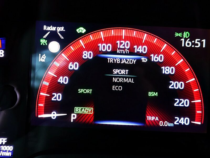 Toyota Corolla GR Sport+PAKIETY 2,0hybrid 184km 3LataGWARANCJA 1wł Kraj Bezwypad F23% E21 (2019-)