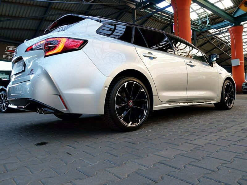Toyota Corolla GR Sport+PAKIETY 2,0hybrid 184km 3LataGWARANCJA 1wł Kraj Bezwypad F23% E21 (2019-)
