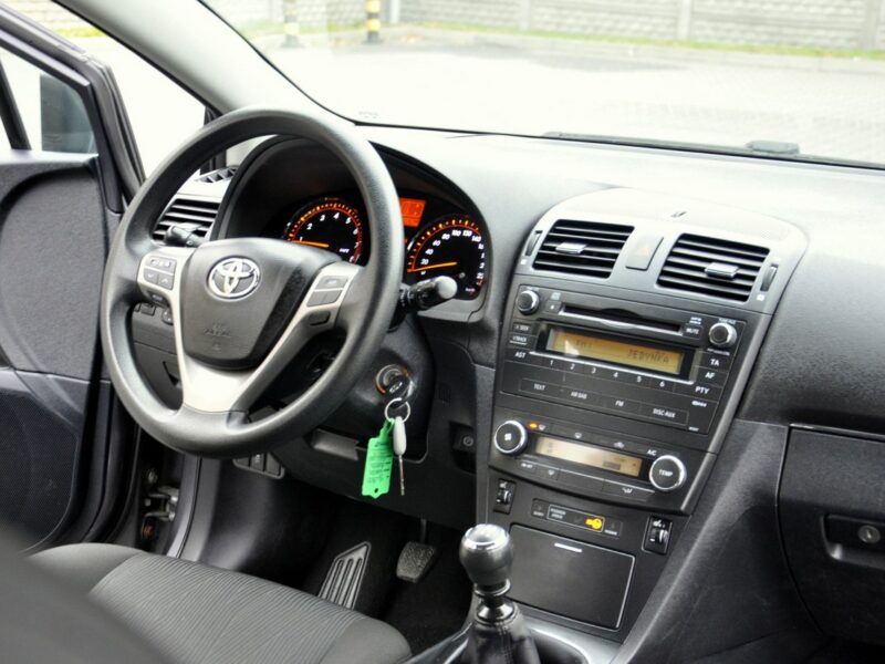 Toyota Avensis 1,6VVTi 132KM Soll/Alufelgi/Parktronic/Zadbany/Model2011 III (2009-)