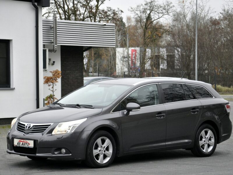 Toyota Avensis 1,6VVTi 132KM Soll/Alufelgi/Parktronic/Zadbany/Model2011 III (2009-)