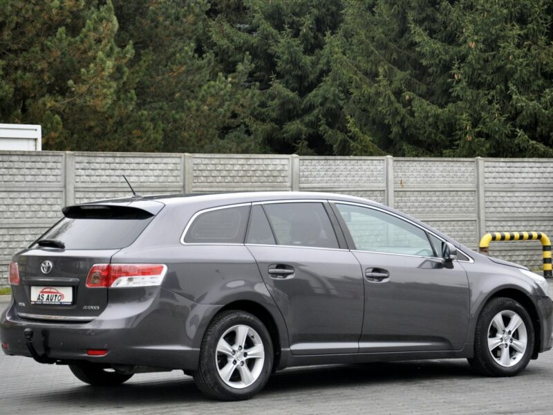 Toyota Avensis 1,6VVTi 132KM Soll/Alufelgi/Parktronic/Zadbany/Model2011 III (2009-)