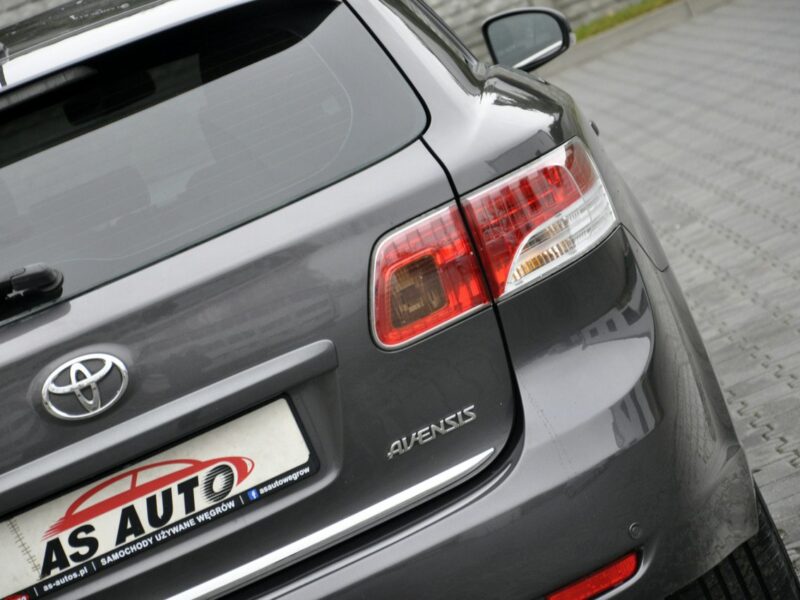 Toyota Avensis 1,6VVTi 132KM Soll/Alufelgi/Parktronic/Zadbany/Model2011 III (2009-)