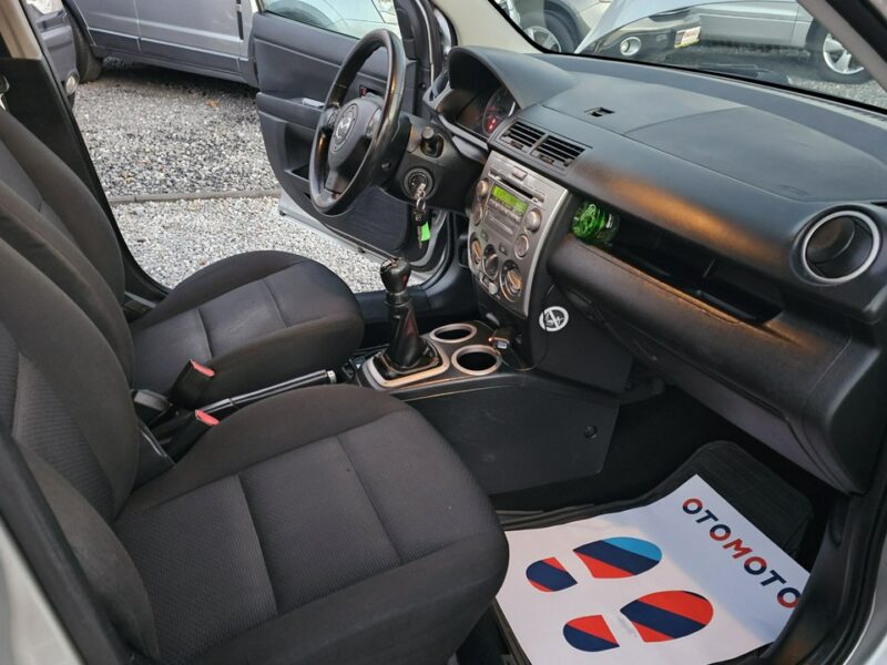 Mazda 2 -SPRZEDANY- super stan z nowym rozrządem i dodatkowymi kołami I (2003-2007)