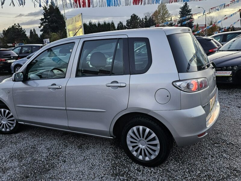 Mazda 2 -SPRZEDANY- super stan z nowym rozrządem i dodatkowymi kołami I (2003-2007)