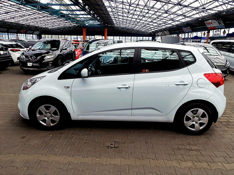 Kia Venga 1,4 16V Led JAK NOWA Serwisowany w ASO GWARANCJA Kraj 1WŁ Bezwypadkowa
