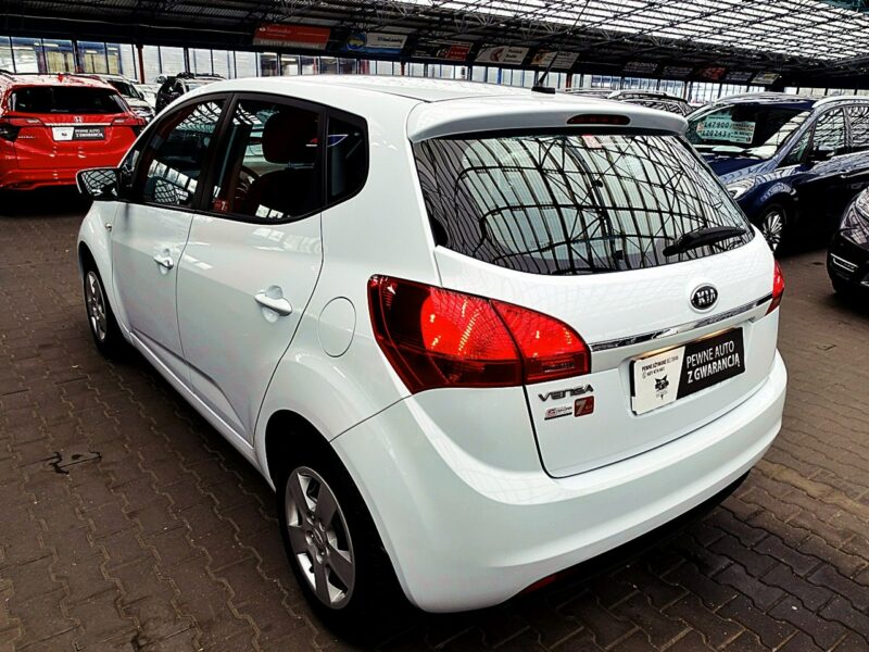 Kia Venga 1,4 16V Led JAK NOWA Serwisowany w ASO GWARANCJA Kraj 1WŁ Bezwypadkowa
