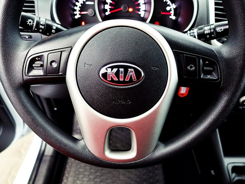 Kia Venga 1,4 16V Led JAK NOWA Serwisowany w ASO GWARANCJA Kraj 1WŁ Bezwypadkowa
