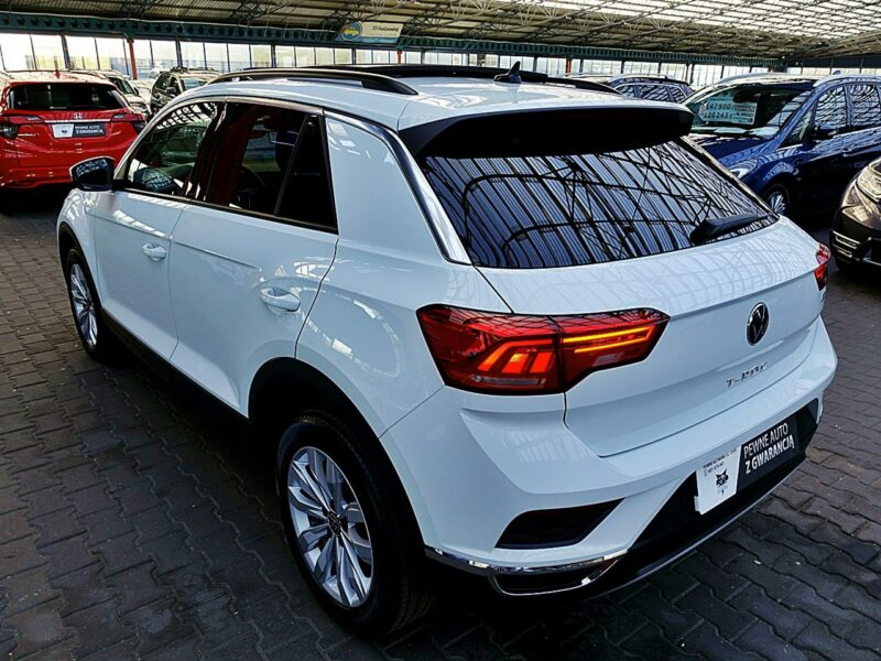 Volkswagen T-Roc AUTOMAT 150km Panorama+Led GWARANCJA FABRYCZNA 1wł Kraj Bezwyp. F23%