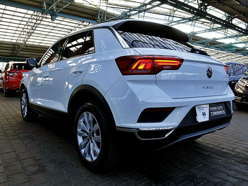 Volkswagen T-Roc AUTOMAT 150km Panorama+Led GWARANCJA FABRYCZNA 1wł Kraj Bezwyp. F23%