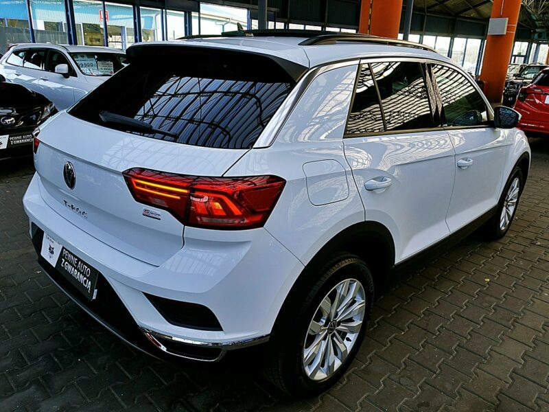Volkswagen T-Roc AUTOMAT 150km Panorama+Led GWARANCJA FABRYCZNA 1wł Kraj Bezwyp. F23%