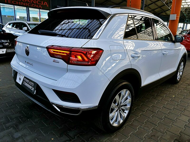 Volkswagen T-Roc AUTOMAT 150km Panorama+Led GWARANCJA FABRYCZNA 1wł Kraj Bezwyp. F23%