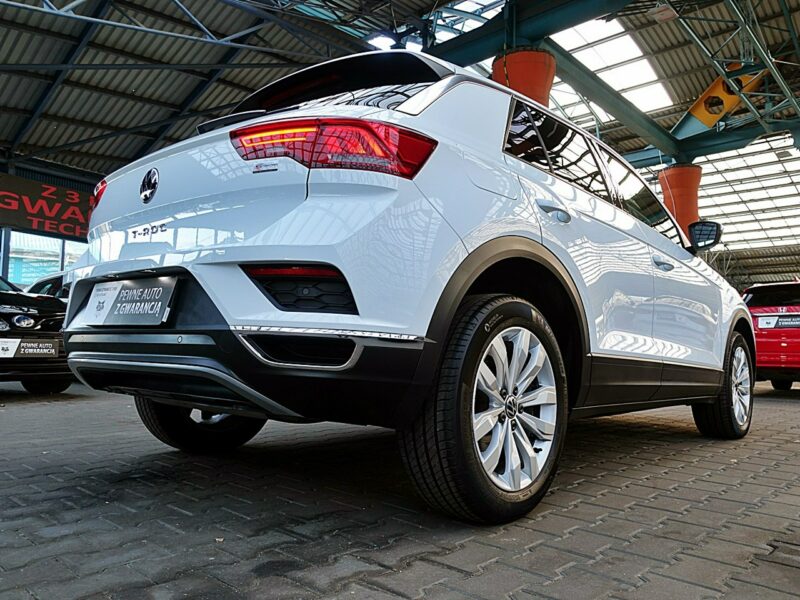 Volkswagen T-Roc AUTOMAT 150km Panorama+Led GWARANCJA FABRYCZNA 1wł Kraj Bezwyp. F23%