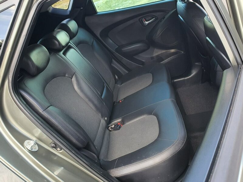 Hyundai ix35 2.0i 163KM # Climatronic # Parktronic # PółSkóra # Śliczny Kolor !!!