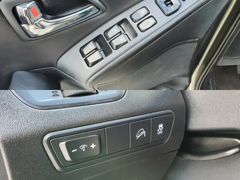 Hyundai ix35 2.0i 163KM # Climatronic # Parktronic # PółSkóra # Śliczny Kolor !!!