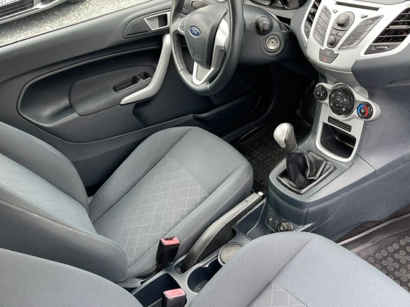 Ford Fiesta Benzyna Zarejestrowany Ubezpieczony Mk7 (2008-)