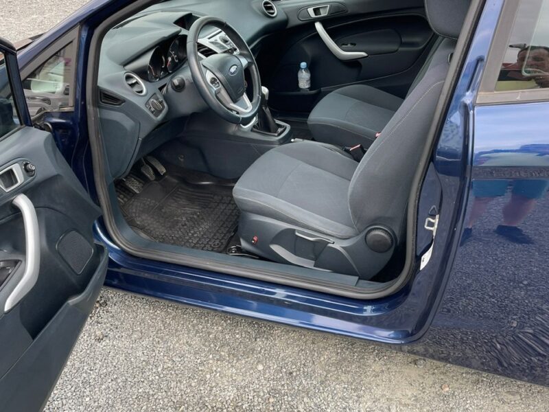 Ford Fiesta Benzyna Zarejestrowany Ubezpieczony Mk7 (2008-)