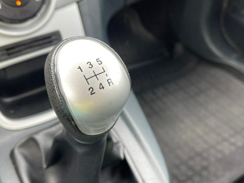 Ford Fiesta Benzyna Zarejestrowany Ubezpieczony Mk7 (2008-)