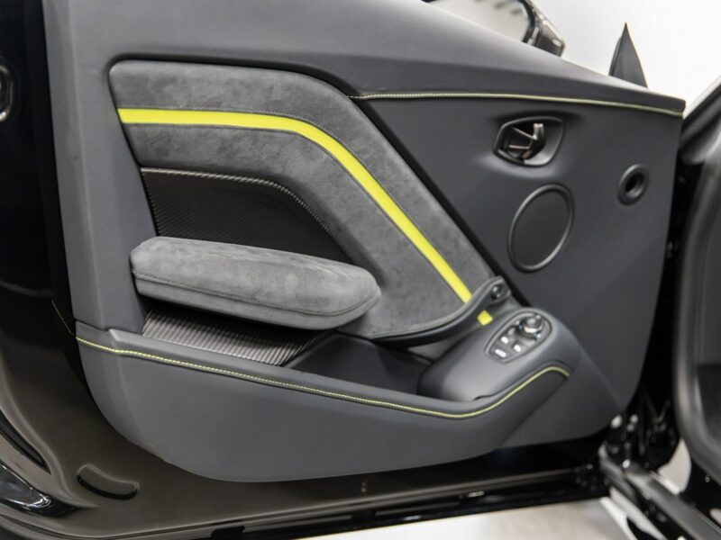 Aston Martin Vantage F1 Edition. V8 Coupe 4.0 535 KM. Salon Polska. Nowy.