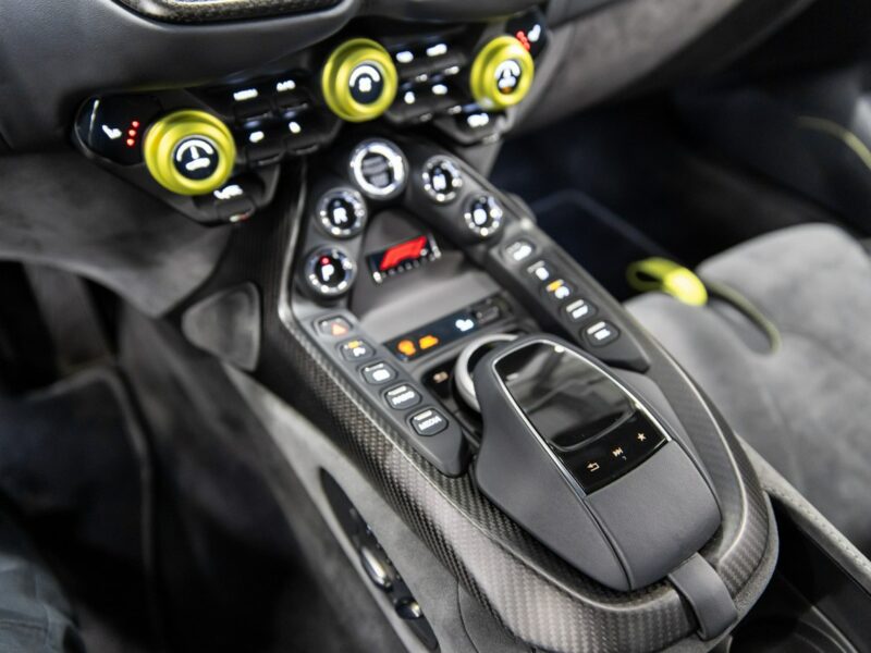 Aston Martin Vantage F1 Edition. V8 Coupe 4.0 535 KM. Salon Polska. Nowy.