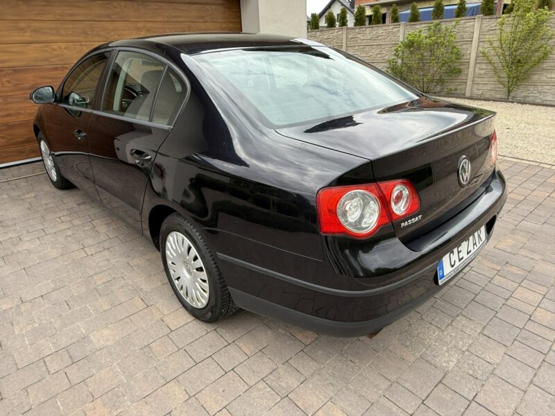 Volkswagen Passat 09r. 1.6 MPI sedan z Niemiec bezwypadkowy tempomat podg.fotele B6 (2005-2010)