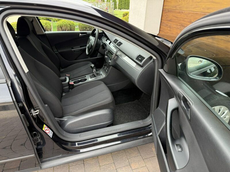 Volkswagen Passat 09r. 1.6 MPI sedan z Niemiec bezwypadkowy tempomat podg.fotele B6 (2005-2010)