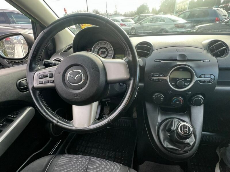 Mazda 2 -SPRZEDANY- 5 drzwi ,klima,Alu ,Grzane Fotele GWARANCJA,Zamiana II (2007-2014)