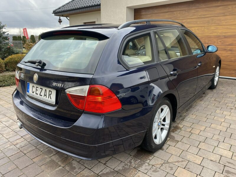 BMW 318 08r. 2.0 benzyna klimatronik podg fotele bezwypadkowa xenon E90 (2005-2012)