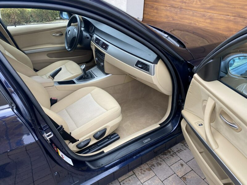 BMW 318 08r. 2.0 benzyna klimatronik podg fotele bezwypadkowa xenon E90 (2005-2012)