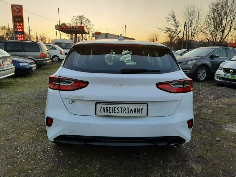 Kia Cee'd 1.5b 160KM salon PL III (2018-)
