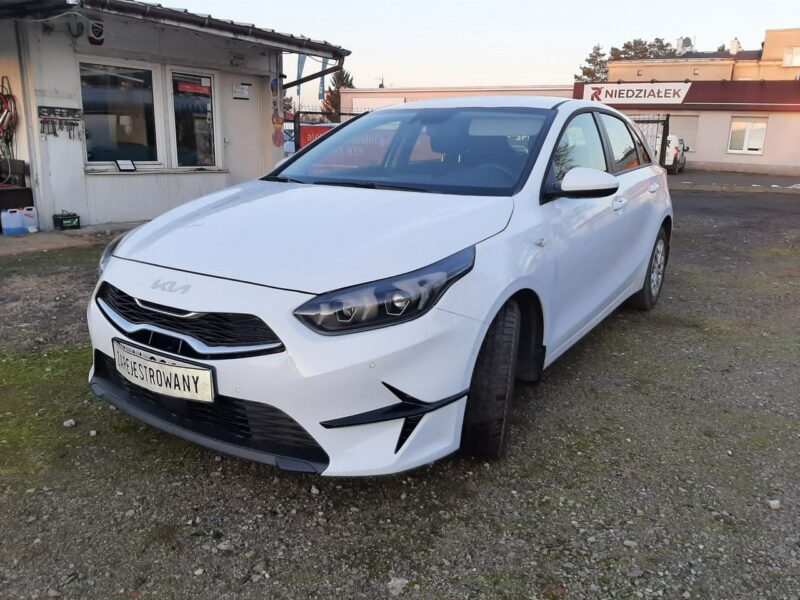 Kia Cee'd 1.5b 160KM salon PL III (2018-)