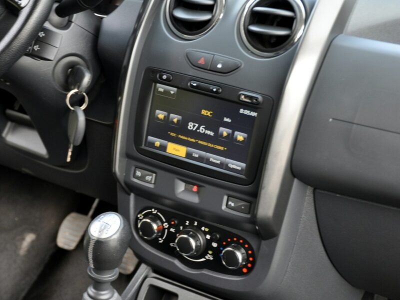 Dacia Duster 1.2i(125KM)*116tyś.km*Kolorowa Navi*Welur*Reling*Parktronik*ALU 16"ASO I (2009-2017)