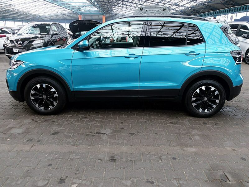 Volkswagen T-Cross AUTOMAT 150km fullLed+Front Assist JAK NOWY 1wł Kraj Bezwypadkowy F23%