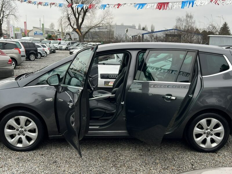 Opel Zafira -SPRZEDANY- 7 Os ! Przebieg 209000 * 2.0 - 165 km/Gwarancja*FULL OPCJA C (2011-)