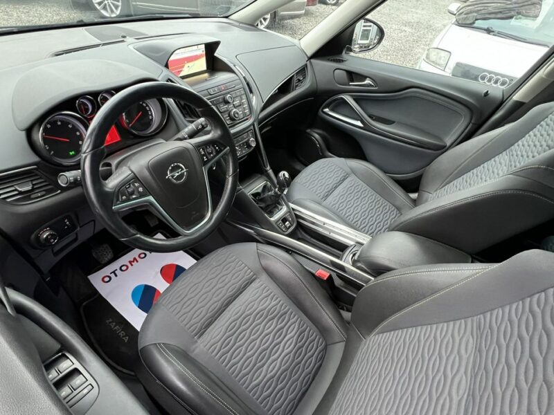 Opel Zafira -SPRZEDANY- 7 Os ! Przebieg 209000 * 2.0 - 165 km/Gwarancja*FULL OPCJA C (2011-)