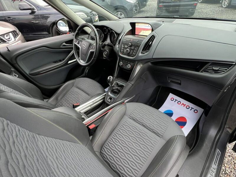 Opel Zafira -SPRZEDANY- 7 Os ! Przebieg 209000 * 2.0 - 165 km/Gwarancja*FULL OPCJA C (2011-)