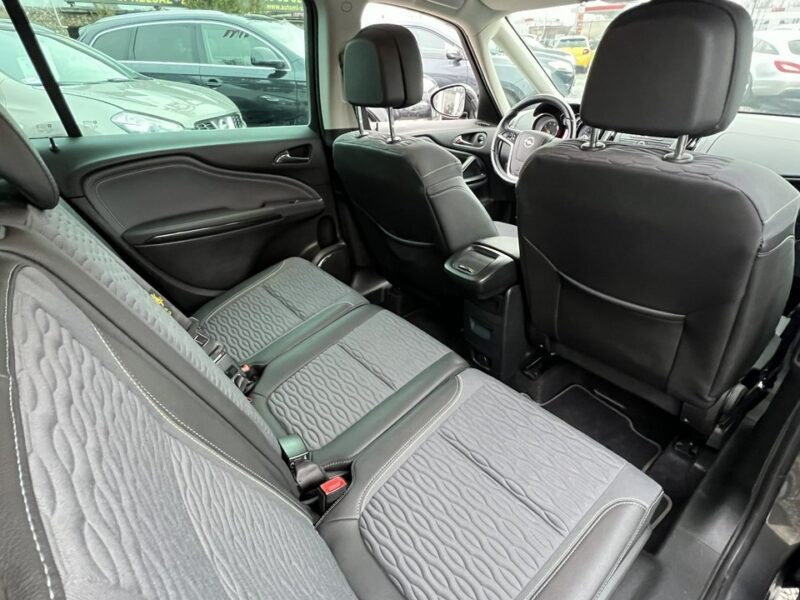 Opel Zafira -SPRZEDANY- 7 Os ! Przebieg 209000 * 2.0 - 165 km/Gwarancja*FULL OPCJA C (2011-)
