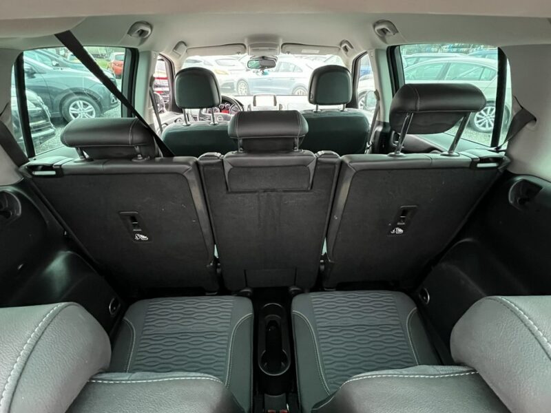 Opel Zafira -SPRZEDANY- 7 Os ! Przebieg 209000 * 2.0 - 165 km/Gwarancja*FULL OPCJA C (2011-)